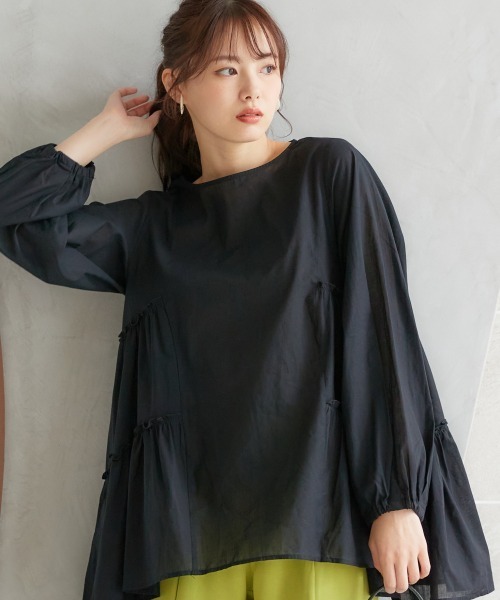 miclat（ミクラ）の「大きいサイズ　ギャザーフレアチュニック　miclat（シャツ/ブラウス・レディース・ブラック/ベージュ/グリーン・L/LL/3L/4L/5L）」の13枚目の写真