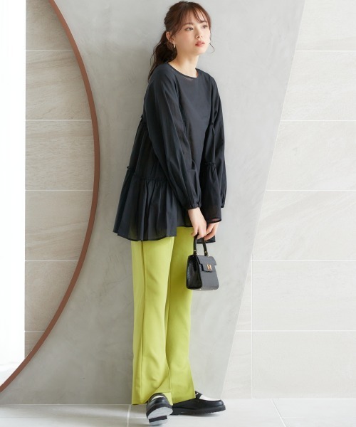 miclat（ミクラ）の「大きいサイズ　ギャザーフレアチュニック　miclat（シャツ/ブラウス・レディース・ブラック/ベージュ/グリーン・L/LL/3L/4L/5L）」の4枚目の写真