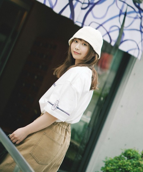PBLIM(ページボーイリム)の「PBLIM/サウナボーイロッカーキーT(Tシャツ/カットソー・レディース・カーキ/ブラック/オフホワイト・MEDIUM/LARGE)」の14枚目の写真