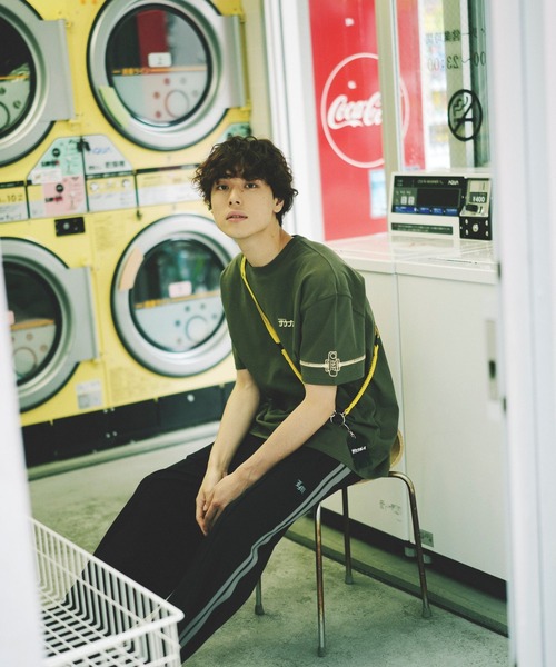 PBLIM(ページボーイリム)の「PBLIM/サウナボーイロッカーキーT(Tシャツ/カットソー・レディース・カーキ/ブラック/オフホワイト・MEDIUM/LARGE)」の16枚目の写真