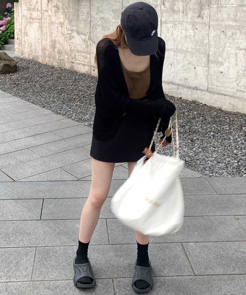 OSYAREVO(オシャレボ)の「水着 レディース 体型カバー ラッシュガード フィットネス 水陸両用 ラッシュ リブ カーディガン(カーディガン/ボレロ・レディース・ブラック/グレー/ホワイト・MEDIUM/SMALL)」の13枚目の写真