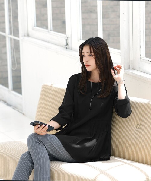 Tiaclasse(ティアクラッセ)の「【洗える】 サイドプリーツ長袖チュニックブラウス(シャツ/ブラウス・レディース・ブラック/ブルーグレー/ネイビー/ピンク・L/S/M)」の19枚目の写真
