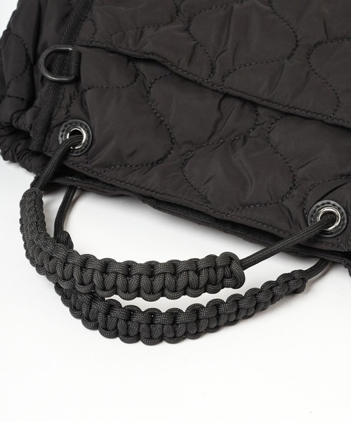 BAYFLOW（ベイフロー）の「ロゴテープビッグキルトトート（トートバッグ・レディース・ブラック/カーキ/ベージュ・FREE）」の13枚目の写真