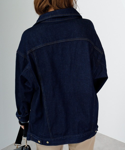 hunch（ハンチ）の「hunch 10.5ozデニム　BIGカラーオーバーGジャン（デニムジャケット・レディース・ネイビー・FREE）」の4枚目の写真