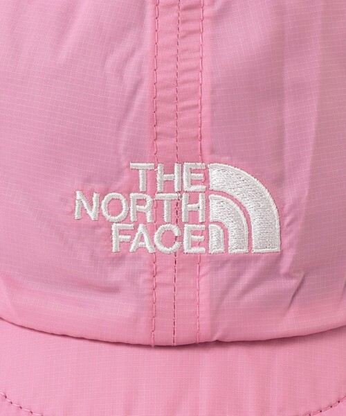 THE NORTH FACE（ザノースフェイス）の「THE NORTH FACE / ベビー リバーシブル コージーキャップ 23（47～49cm）（キャップ・キッズ・オレンジ/ダークグリーン/ピンク・ONE SIZE）」の8枚目の写真