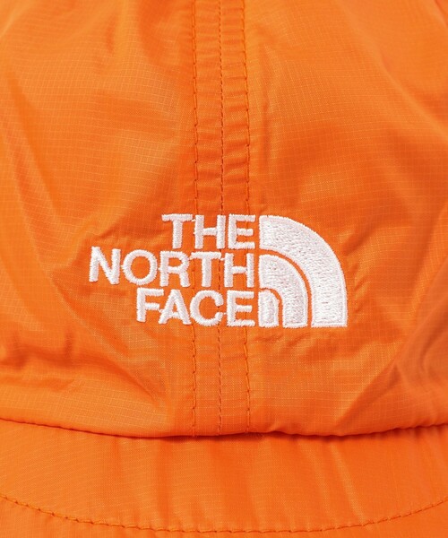 THE NORTH FACE（ザノースフェイス）の「THE NORTH FACE / ベビー リバーシブル コージーキャップ 23（47～49cm）（キャップ・キッズ・オレンジ/ダークグリーン/ピンク・ONE SIZE）」の12枚目の写真