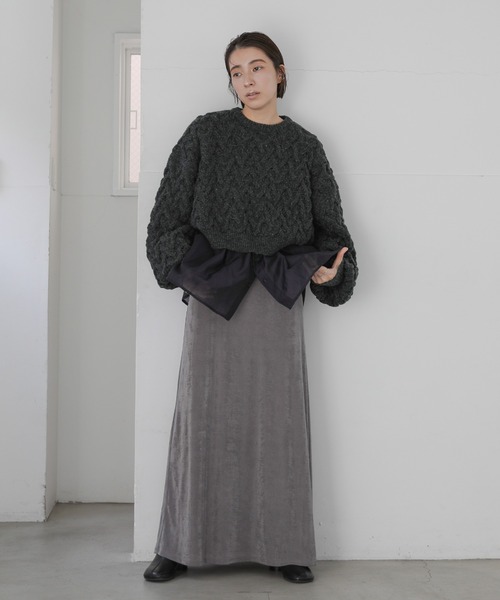 select MOCA(セレクトモカ)の「ヘリンボーンアランショートニット(ニット/セーター・レディース・ダークグレー/ダークカーキ/グレイッシュベージュ/ターメリック・FREE)」の6枚目の写真