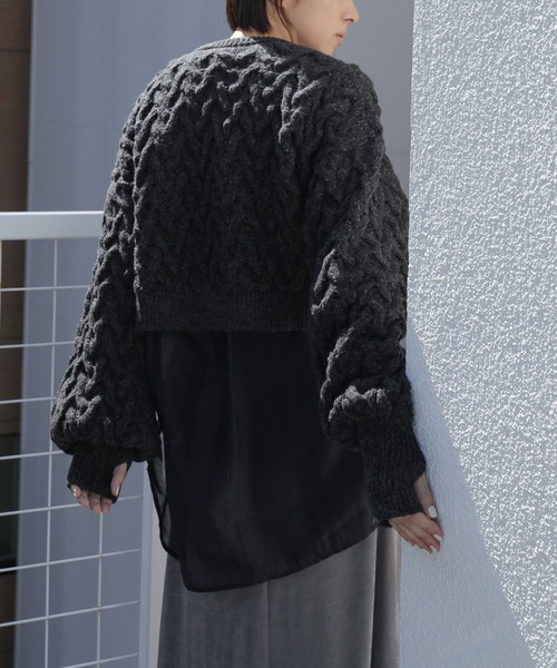 select MOCA(セレクトモカ)の「ヘリンボーンアランショートニット(ニット/セーター・レディース・ダークグレー/ダークカーキ/グレイッシュベージュ/ターメリック・FREE)」の21枚目の写真