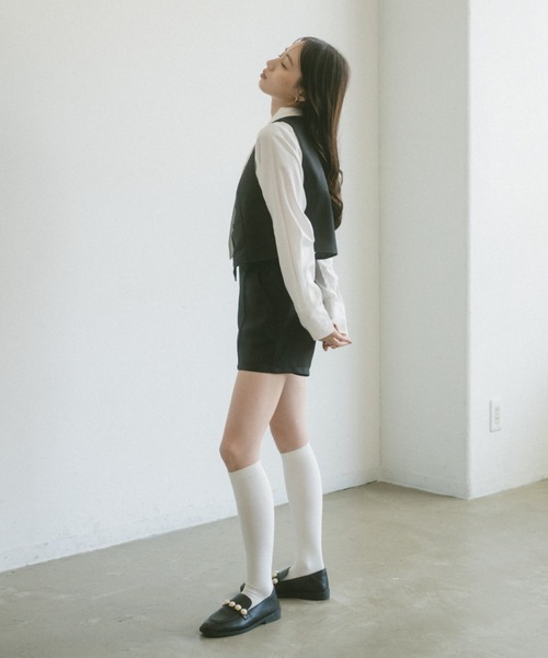 VANNIE U(ヴァニーユー)の「クロップドシングルベスト(その他アウター・レディース・ブラック・FREE)」の14枚目の写真
