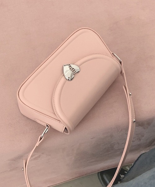 Khaite シモナシッハショルタハック H2040875L875 200 Kupuj kolekcje Khaite online na Showroom