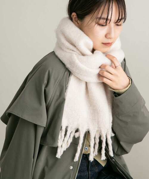 KBF（ケイビーエフ）の「BIGフリンジストール（マフラー・レディース・グリーン/ブルー/アイボリー・ONE）」の11枚目の写真