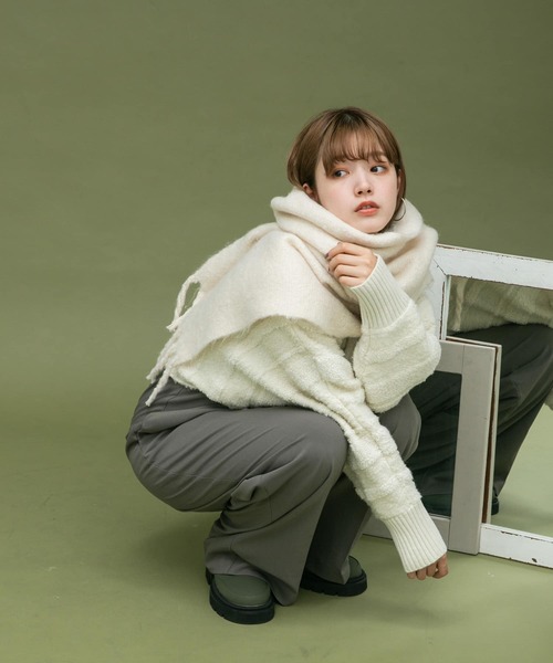 KBF（ケイビーエフ）の「BIGフリンジストール（マフラー・レディース・グリーン/ブルー/アイボリー・ONE）」の13枚目の写真