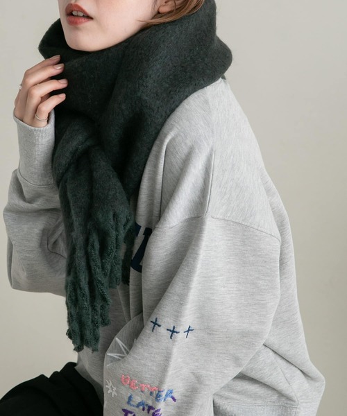 KBF（ケイビーエフ）の「BIGフリンジストール（マフラー・レディース・グリーン/ブルー/アイボリー・ONE）」の15枚目の写真