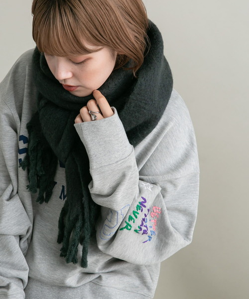 KBF（ケイビーエフ）の「BIGフリンジストール（マフラー・レディース・グリーン/ブルー/アイボリー・ONE）」の17枚目の写真