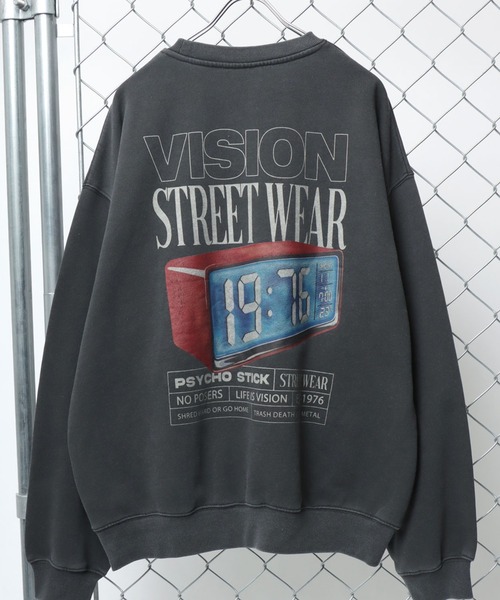 VISION STREET WEAR(ヴィジョンストリートウェア)の「VISION STREET WEAR/ヴィジョンストリートウエア オーバーサイズ 裏起毛 ピグメント ワンポイント バックプリントロゴ スウェットトレーナー レディース メンズ(スウェット・レディース・ブラック系その他2/ブラック系その他/ブラック系その他3・L/M/LL)」の2枚目の写真