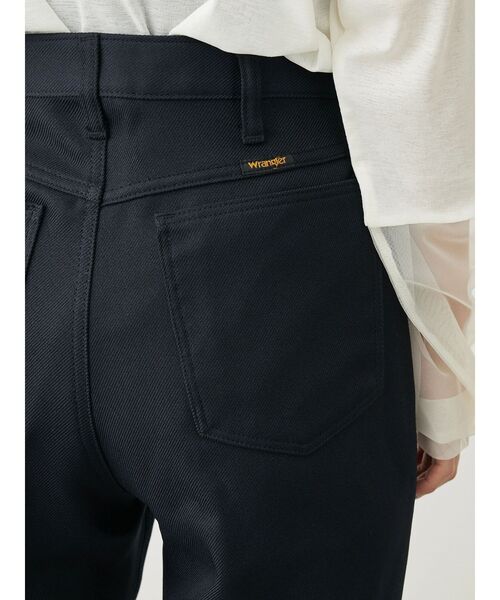 Wrangler（ラングラー）の「■別注Wrangler　FLARE　PANTS（その他パンツ・レディース・ベージュ/ブラック・L/S/M）」の4枚目の写真