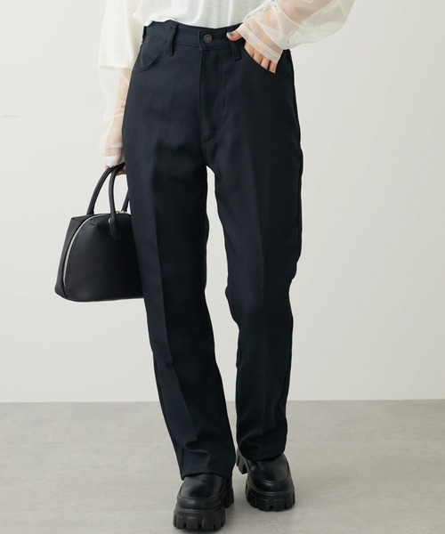 Wrangler（ラングラー）の「■別注Wrangler　FLARE　PANTS（その他パンツ・レディース・ベージュ/ブラック・L/S/M）」の2枚目の写真