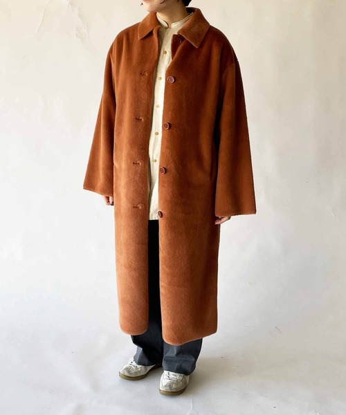 Bshop（ビショップ）の「MOLLIOLLI | フェイクファーコート WOMEN（ステンカラーコート・レディース・ライトブラウン/ベージュ・XS）」の16枚目の写真