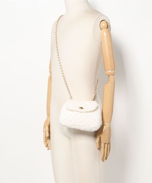 Dita Muaj.（ディータムアージュ）の「ファーキルティングチェーンバッグ（ショルダーバッグ・レディース・ブラック/ホワイト・FREE）」の19枚目の写真