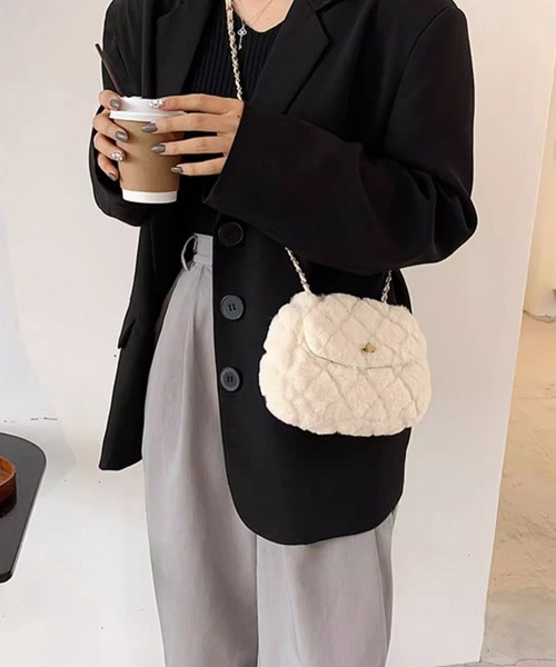 ファーキルティングチェーンバッグ（ショルダーバッグ）｜Dita Muaj