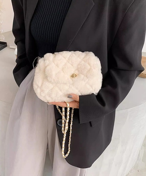 Dita Muaj.（ディータムアージュ）の「ファーキルティングチェーンバッグ（ショルダーバッグ・レディース・ブラック/ホワイト・FREE）」の8枚目の写真