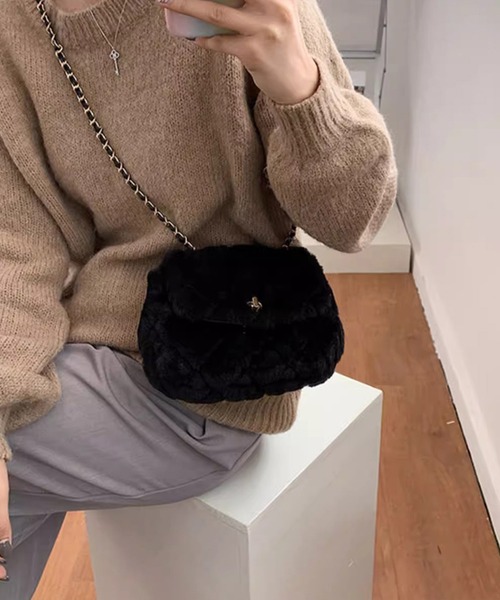 ファーキルティングチェーンバッグ（ショルダーバッグ）｜Dita Muaj