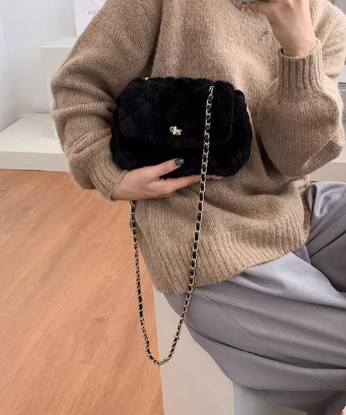 Dita Muaj.（ディータムアージュ）の「ファーキルティングチェーンバッグ（ショルダーバッグ・レディース・ブラック/ホワイト・FREE）」の14枚目の写真