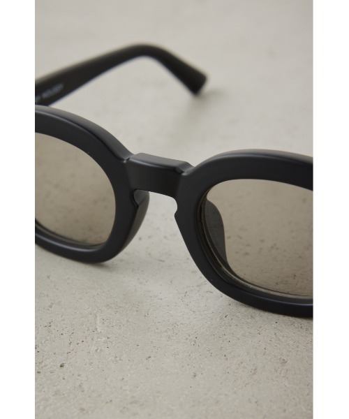 AZUL by moussy（アズールバイマウジー）の「ビッグフレームアイウェア（サングラス・メンズ・ブラウン系その他/ブラック・FREE）」の16枚目の写真