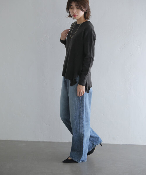 La TOTALITE(ラトータリテ)の「《追加》ミラノリブサイドフリルプルオーバー(ニット/セーター・レディース・チャコールグレー/パープル/ブラック/ホワイト・FREE)」の11枚目の写真