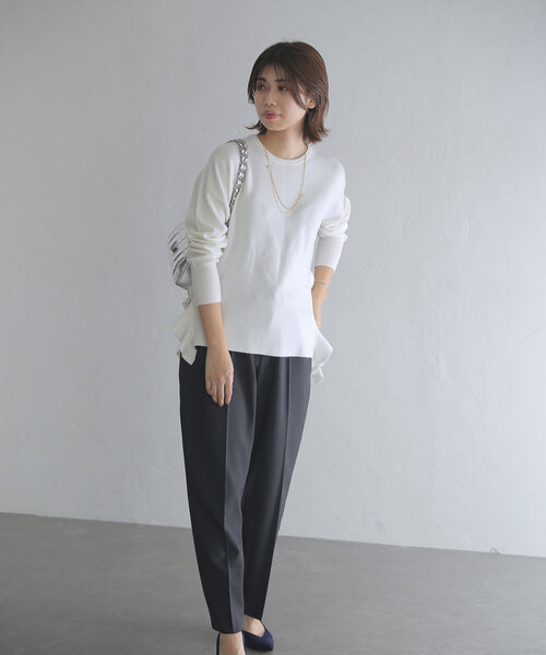 La TOTALITE(ラトータリテ)の「《追加》ミラノリブサイドフリルプルオーバー(ニット/セーター・レディース・チャコールグレー/パープル/ブラック/ホワイト・FREE)」の21枚目の写真