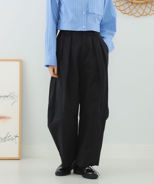 Ray BEAMS(レイビームス)の「Ray BEAMS / タック バルーン パンツ(その他パンツ・レディース・ピンク/ブラック・1/0)」の2枚目の写真