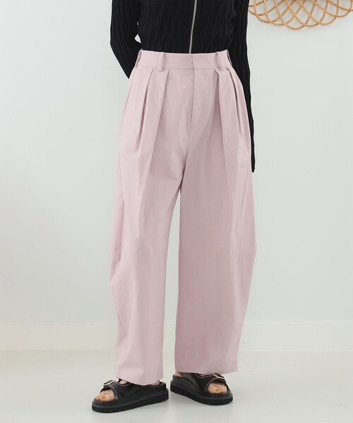 Ray BEAMS(レイビームス)の「Ray BEAMS / タック バルーン パンツ(その他パンツ・レディース・ピンク/ブラック・1/0)」の16枚目の写真