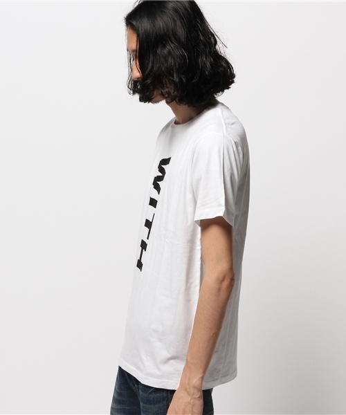 WEGO(ウィゴー)の「WEGO/バーティカルロゴTシャツ(Tシャツ/カットソー・メンズ・ホワイト/ブラック・LARGE/MEDIUM)」の4枚目の写真