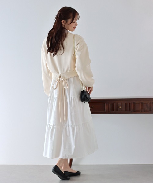 BLUEEAST（ブルーイースト）の「バックリボンスウェット（スウェット・レディース・アイボリー/グレー/ブラック・MEDIUM）」の11枚目の写真