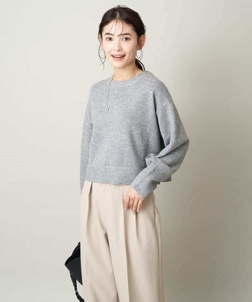 a.v.v（アーヴェヴェ）の「【2SET】グロッシーニット＋ペプラムブラウス（ニット/セーター・レディース・モカ/アイボリー/グレー・36/42/38/34/40）」の18枚目の写真