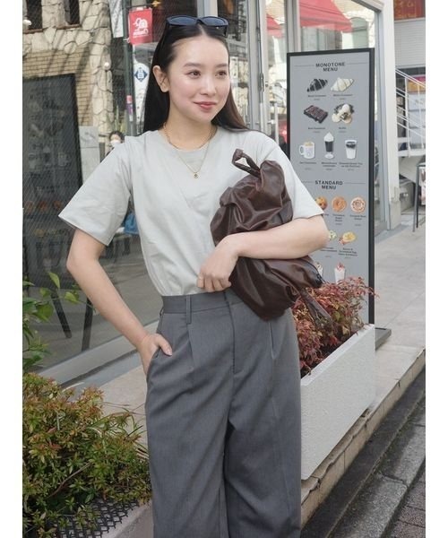 styling/(スタイリング)の「FRUIT OF THE LOOM × styling/(Tシャツ/カットソー・レディース・キャメル/ホワイト/カーキ/ブラック・1/0)」の8枚目の写真