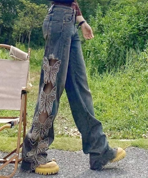 VIBGYOR（ヴィブジョー）の「バタフライデニムパンツ(BQ)（デニムパンツ・レディース・ブルー・LARGE/MEDIUM）」の2枚目の写真