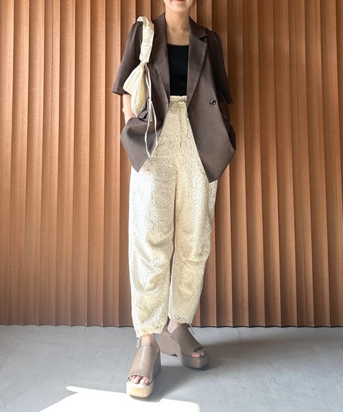 mysty woman(ミスティウーマン)の「パラシュートカーゴパンツ 109854(カーゴパンツ・レディース・ホワイト系その他/ライトベージュ/グリーン系その他・FREE)」の19枚目の写真