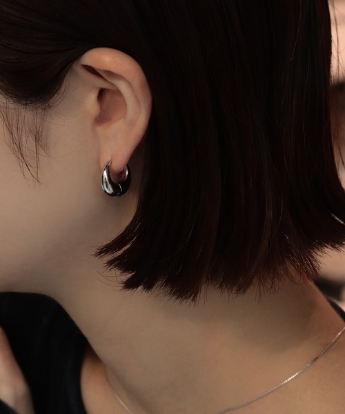 bonu.（ボヌ）の「【silver925】ボリュームフープピアス（ピアス（両耳用）・レディース・シルバー/ゴールド・FREE）」の13枚目の写真