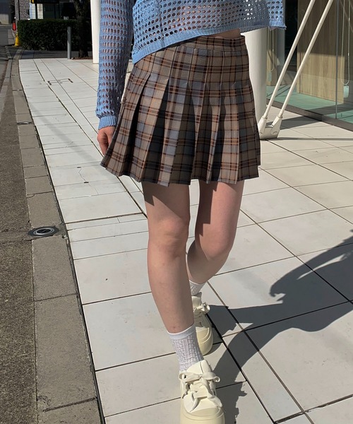 SHEPP(シープ)の「プリーツチェック ミニスカート(スカート・レディース・ベージュ/ブルー・S/M/L)」の5枚目の写真