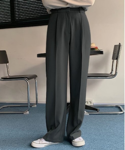 sorule（ソルレ）の「センタープレスタックスラックス（スラックス・レディース・ベージュ/チャコールグレー/アイボリー/ブラック/グリーン・FREE）」の6枚目の写真