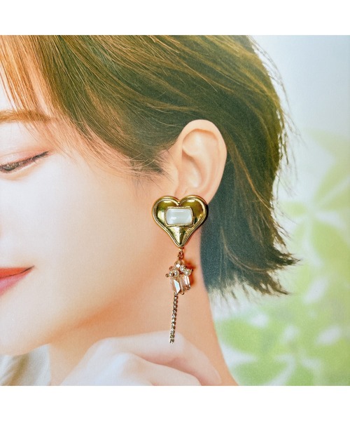 tone(トーン)の「【Eighteen】Heart goldキラキラピアス(MA)(ピアス(両耳用)・レディース・ゴールド・FREE)」の2枚目の写真