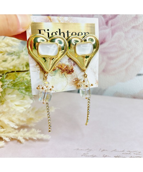 tone(トーン)の「【Eighteen】Heart goldキラキラピアス(MA)(ピアス(両耳用)・レディース・ゴールド・FREE)」の4枚目の写真