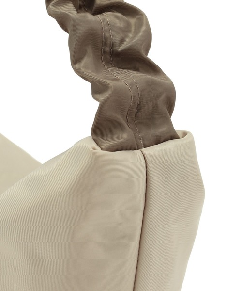 saloon(サルーン)の「SALOON(サルーン)/ アソートギャザーショルダ-バッグ(ショルダーバッグ・レディース・ブラック系その他/アイボリー/ブラック/ライトベージュ/ライトグリーン・FREE)」の20枚目の写真