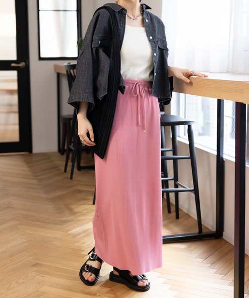 LEPSIM（レプシィム）の「カップ付きアメスリキャミ　109877（キャミソール・レディース・オフホワイト/チャコールグレー・MEDIUM/LARGE）」の3枚目の写真