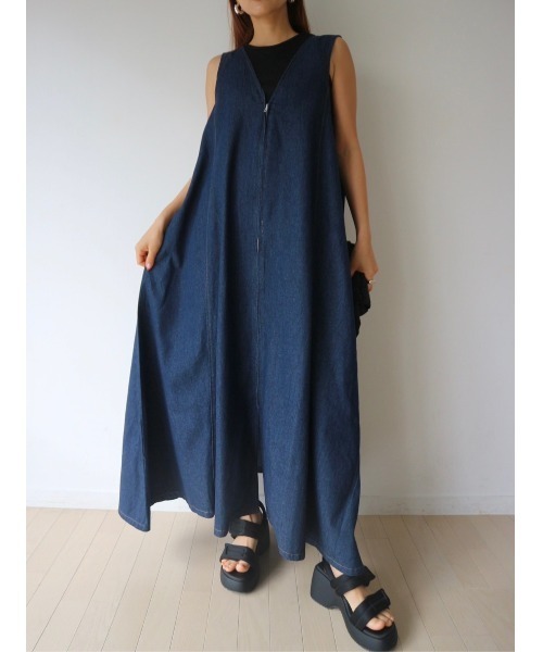 TRUNC（トランクエイティーエイト）の「Denim Zip Jumper Skirt（ワンピース・レディース・ブラック/ネイビー・FREE）」の10枚目の写真