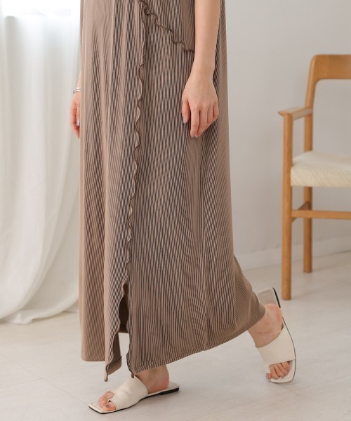 Bab(バブ)の「【S・Mサイズ展開】メロウ切替ストライププリーツワンピース(ワンピース・レディース・チャコールグレー/アイボリー/モカ・S/M)」の19枚目の写真