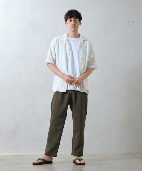 JOURNAL STANDARD relume(ジャーナルスタンダード レリューム)の「アラベスクレース フラワーオープンカラー半袖シャツ(シャツ/ブラウス・メンズ・ホワイト/ベージュ系その他/ブラック・MEDIUM/LARGE)」の5枚目の写真