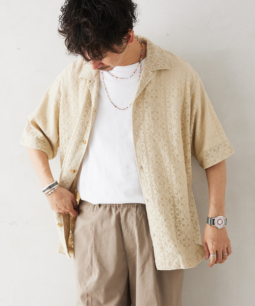 JOURNAL STANDARD relume(ジャーナルスタンダード レリューム)の「アラベスクレース フラワーオープンカラー半袖シャツ(シャツ/ブラウス・メンズ・ホワイト/ベージュ系その他/ブラック・MEDIUM/LARGE)」の7枚目の写真