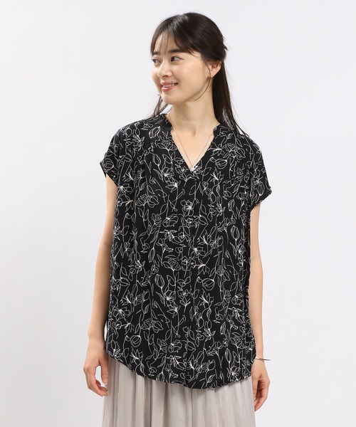 GLOBAL WORK Smile Seed Store(グローバルワーク スマイルシードストア)の「レーヨンスキッパーブラウスフレンチスリーブ/176130(シャツ/ブラウス・レディース・ブルー系その他/ホワイト系その他/グレー系その他/ブルー系その他2/ブラック系その他3/チェック/ホワイト系その他2/ブラック系その他/ブラック系その他2・SMALL/MEDIUM/LARGE/X-LARGE)」の5枚目の写真